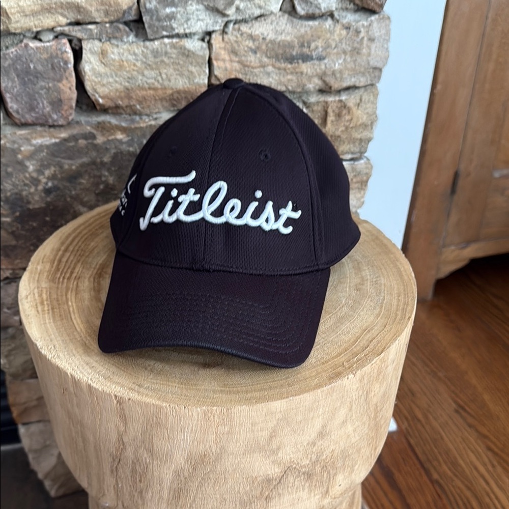 Titleist Black and White New Era Cap - NEW